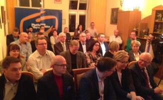 PiS wygrało wybory w kraju. Wieczór wyborczy za nami