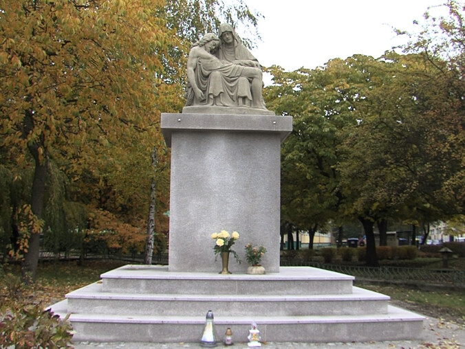 Pieta po remoncie - grafika