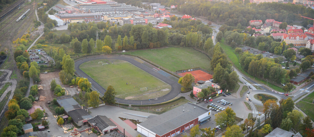 Powiat wyremontuje stadion przy Okrzei?