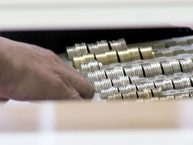 Próbowali wyłudzić kredyt. Zatrzymano ich w banku - grafika