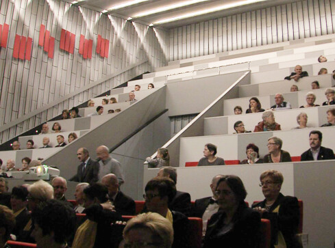 Ujski Dom Kultury po remoncie - grafika