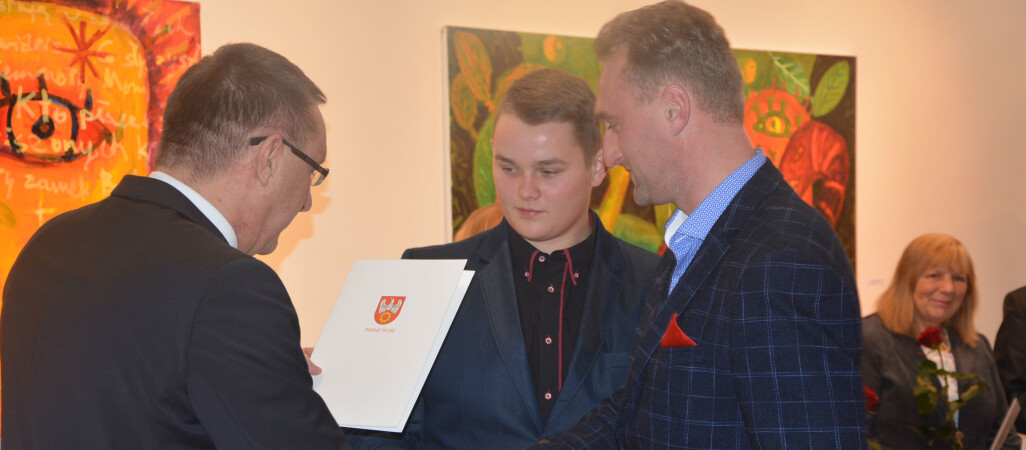 Starosta nagrodził za kulturę