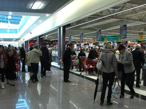 Czy w galeriach handlowych potrzebne są szatnie? - grafika