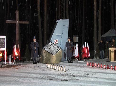 W rocznicę katastrofy - grafika