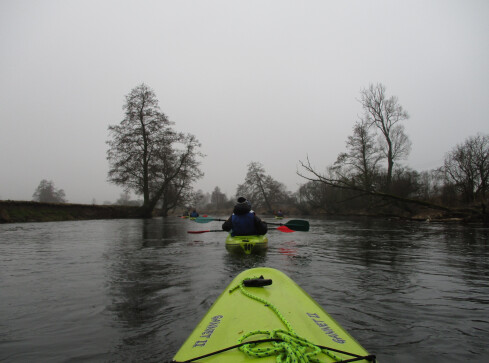 Rocznicę powrotu do Macierzy świętowali w kajakach - grafika