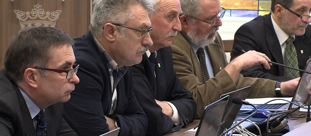 Radni nie chcą odwołania dyrektora