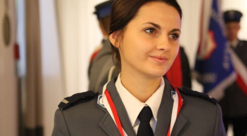 Młoda policjantka kandydatką do tytułu - grafika