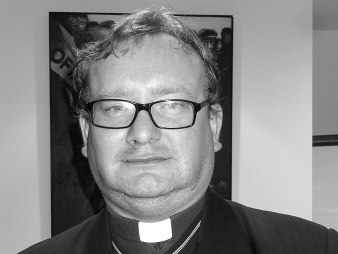 Kontrowersyjne życzenia księdza Wąsowicza z Piły - grafika