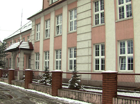 Pijany nauczyciel dostał... naganę - grafika