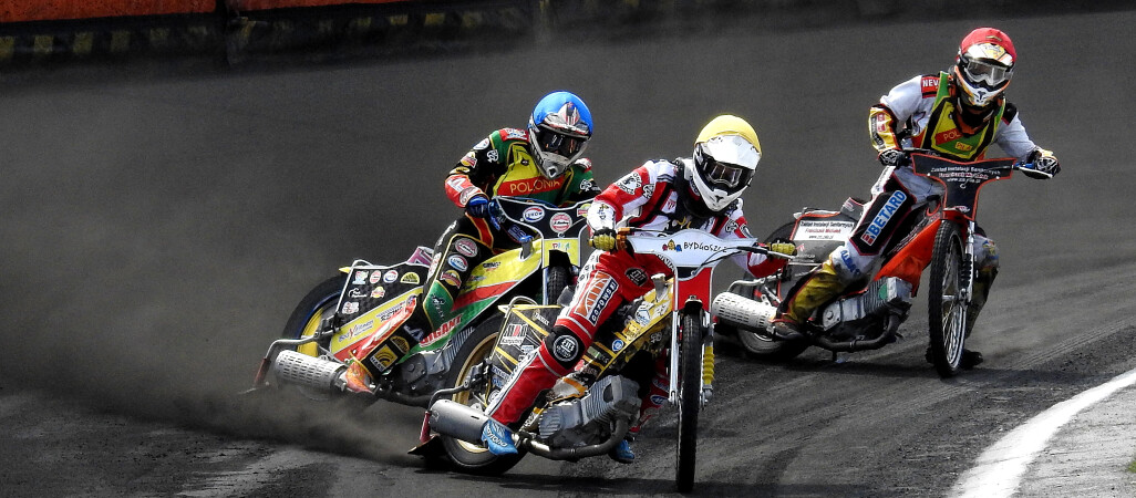 Polonia wciąż niepokonana u siebie