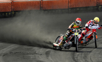 Polonia wciąż niepokonana u siebie