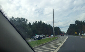 Zderzenie dwóch aut na Poznańskiej