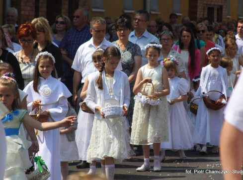 Procesja Bożego Ciała przeszła ulicami Piły - grafika