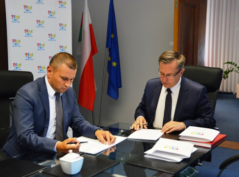 Miasto Piła dołoży się do zakupu radiowozu - grafika