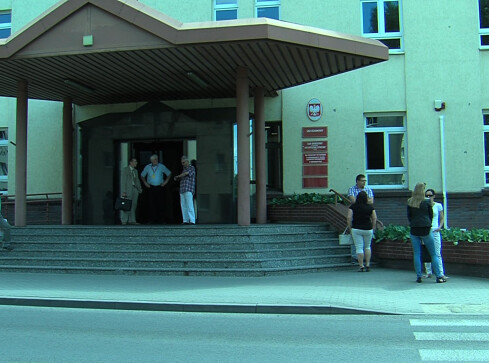 Alarm bombowy. Ewakuowano sąd i skarbówkę - grafika