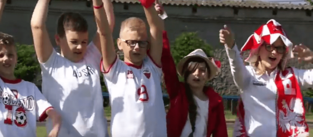Uczniowie z Falmierowa mają piosenkę na EURO