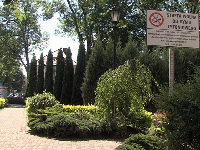Władze Wałcza wyznaczyły strefę wolną od tytoniu - grafika
