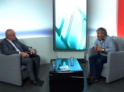 W szerszym kontekście o białośliwskiej kolejce - grafika