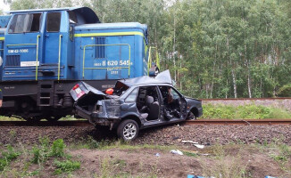Śmiertelny wypadek na przejeździe kolejowym