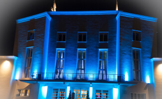 Imprezowy weekend: Festiwal Teatrów Światła i koncerty