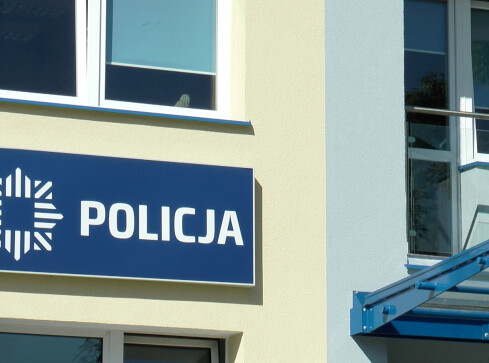 Wyłudzała sprzęt RTV podając się za urzędniczkę - grafika