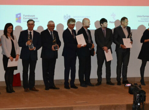 Platforma Praca - nagrodzona w ministerstwie - grafika