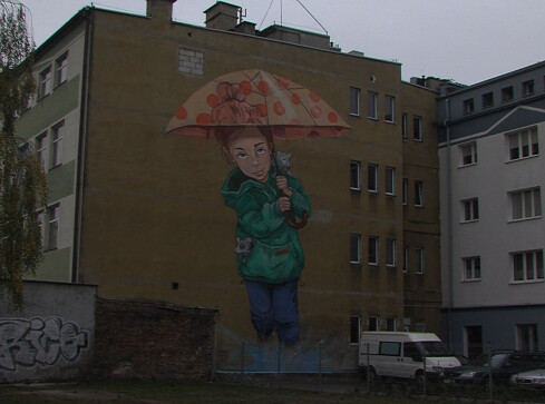 Dziewczynka z parasolem - mural na pilskim deptaku - grafika