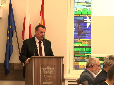 Wysokie nagrody dla urzędników - grafika