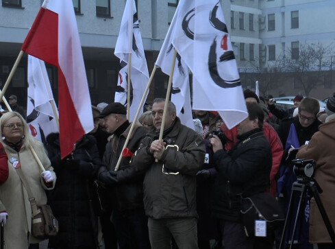 Emocje z Warszawy przeniosły się do Piły - grafika