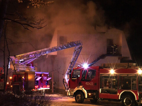 Pożar w Trzciance. 6 osób bez dachu nad głową - grafika