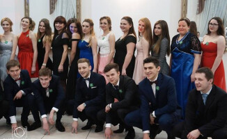 Studniówka w LO w Krzyżu Wlkp.
