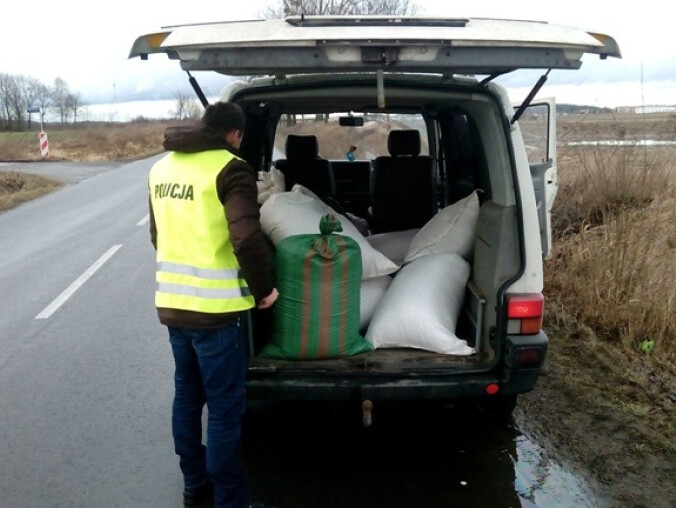 300 kilogramów nielegalnego tytoniu - grafika
