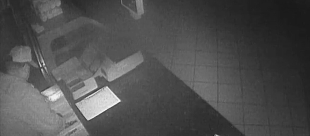 Okradł cukiernię. Policja szuka włamywacza