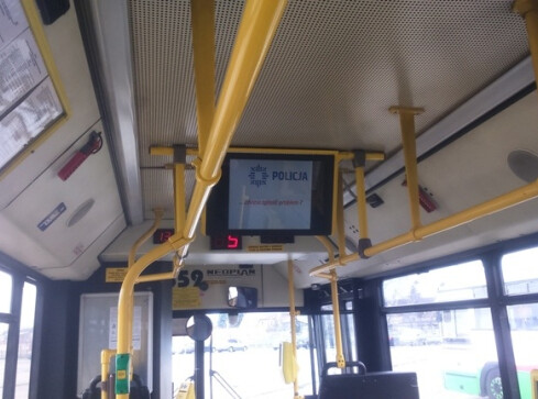 Promują dzielnicowych w autobusach MZK - grafika