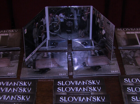 Zespół Sloviansky pomaga budować hospicjum - grafika