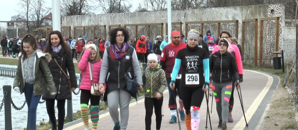 Ponad 300 osób na biegu i marszu dwóch skarpet