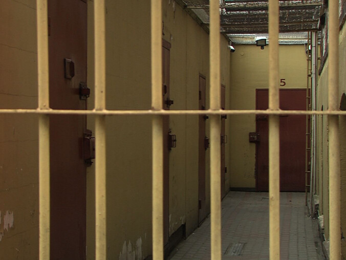 31-latek znęcał się nad matką i braćmi - grafika