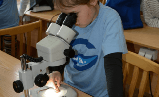 Uczniowie z klasy patronackiej Gwdy na wycieczce