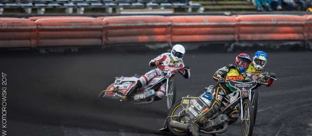 Polonia zwycięża w meczu na szczycie. Nowy lider