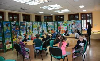 Uczniowie z klasy patronackiej Gwdy na wycieczce