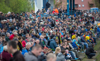 Polonia zwycięża w meczu na szczycie. Nowy lider