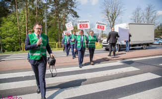Samorządowcy blokowali krajówkę w Pile