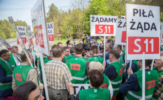Samorządowcy blokowali krajówkę w Pile
