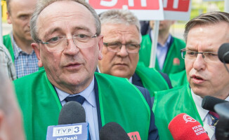 Samorządowcy blokowali krajówkę w Pile