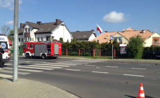 W Pile karetka zderzyła się z osobówką. Zmarł pacjent
