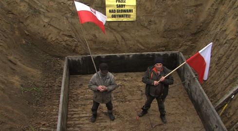 Sadownicy zablokowali budowę linii energetycznej - grafika