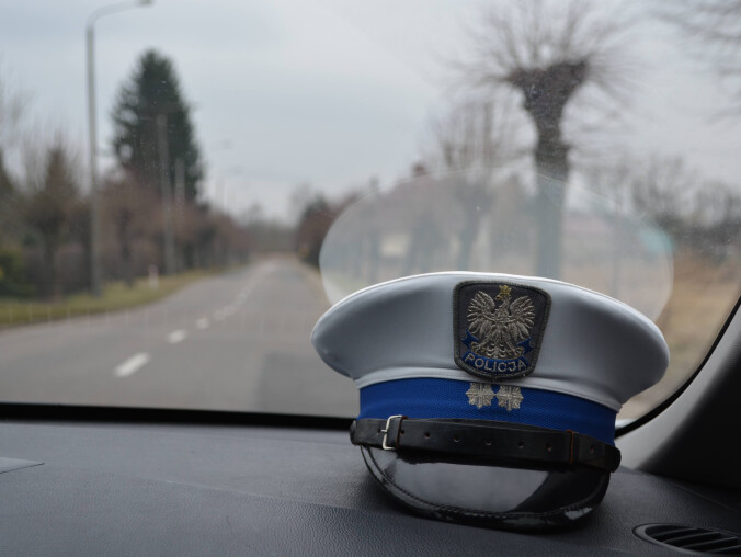 Jechał Audi A4 przez wieś z prędkością 106 km/h - grafika