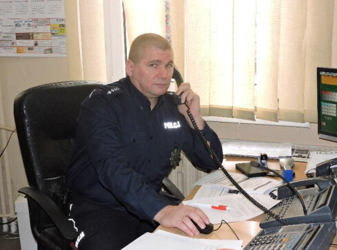 Policjant uratował niedoszłego samobójcę - grafika