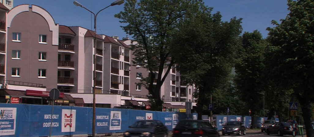 Gniazdo sroki blokuje remont