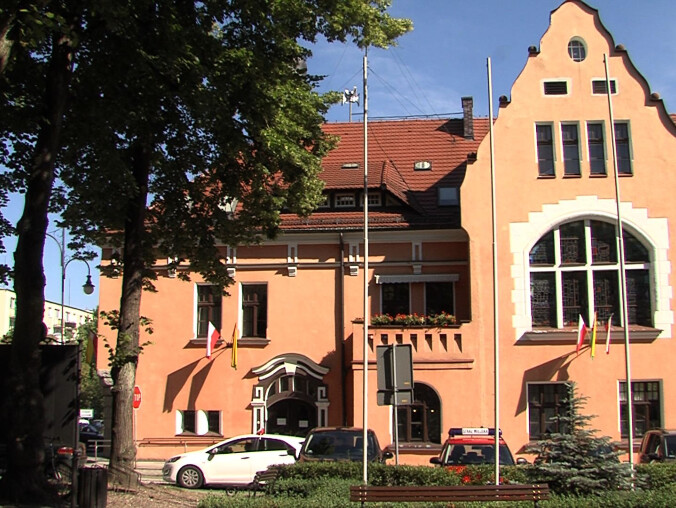 Chcą powiatu trzcianeckiego - grafika
